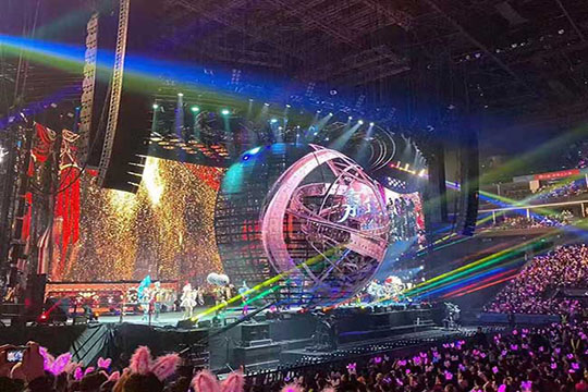 Jay Chou’s concert shows the mysterious "machine ball", and the "pink heart" goddess burst into tears!