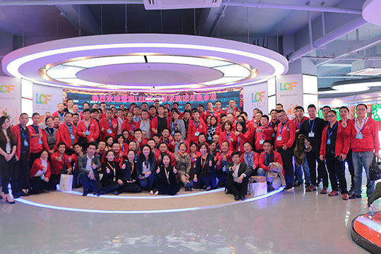 The HC Hundreds Group visited Lianchengfa and opened up a new track of "Mutual Achievement"! The HC Hundreds Group visited Lianchengfa and opened up a new track of "Mutual Achievement"!
