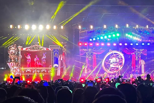 LCF LED Screen Powers Jay Chou's Sydney Concert