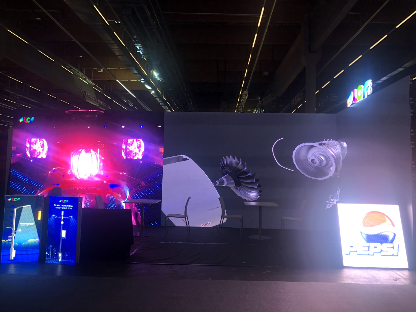 led screen