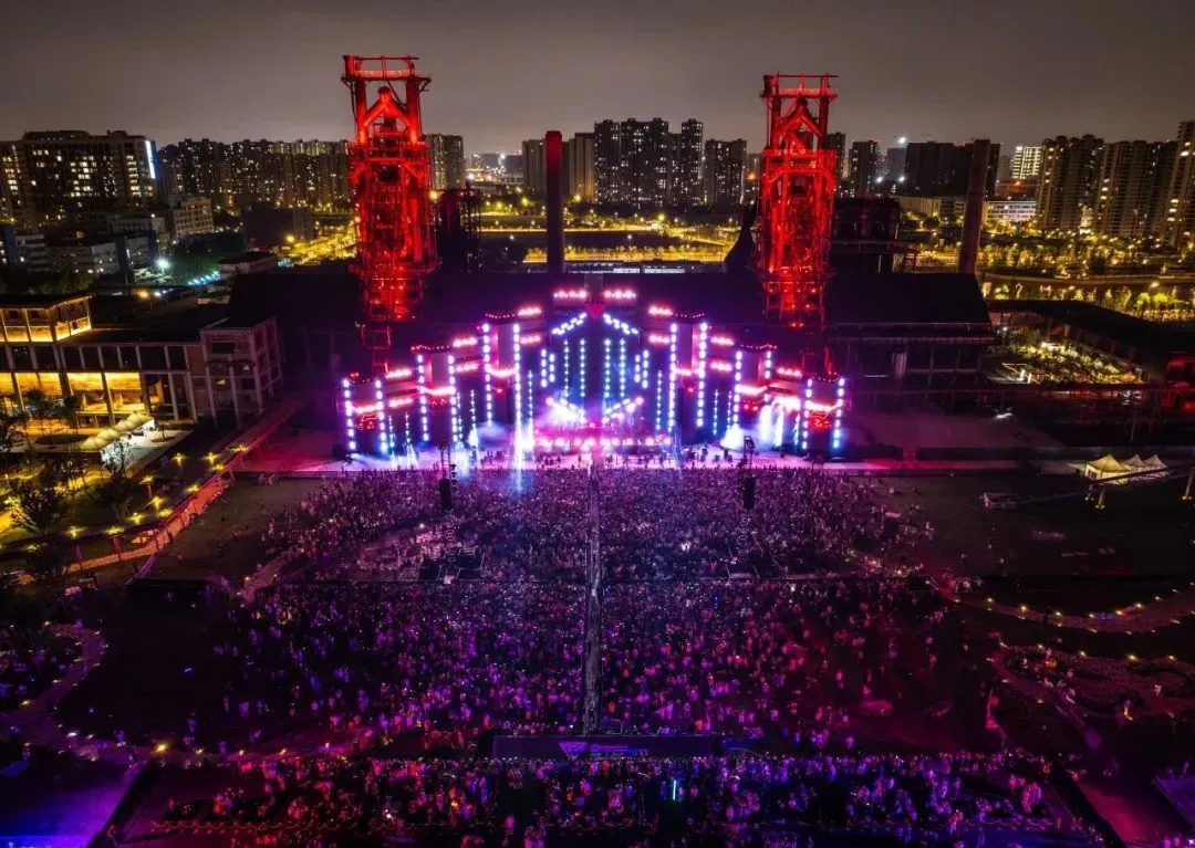 LED Transparent Screen for Electric Festivals
