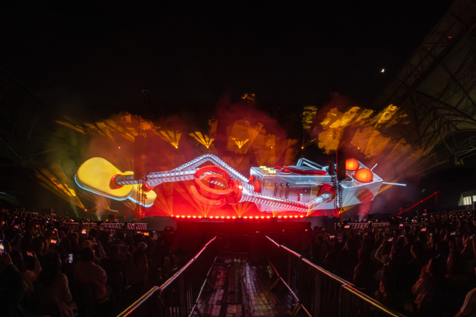 New Pants Concert LED Display