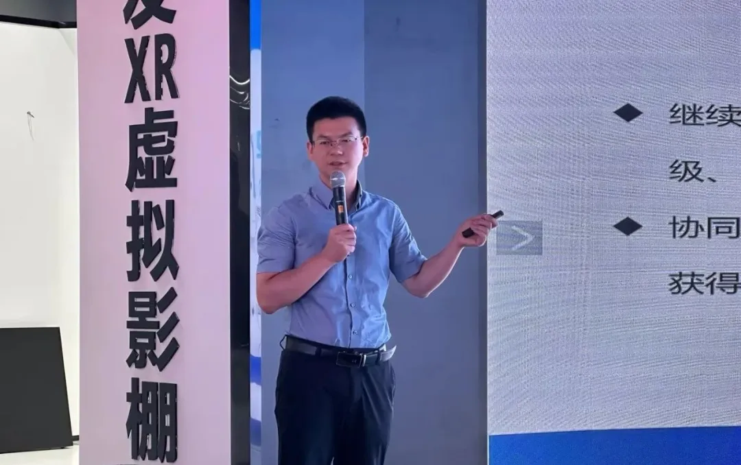 LCF Secretary Mao Qiangjun