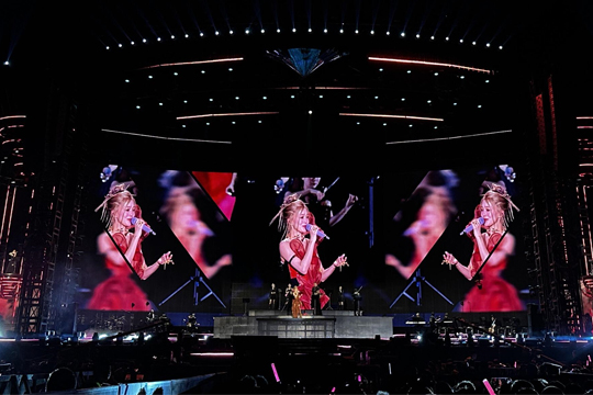 LCF Stage LED screen lights up Angela Chang Nanchang concert!