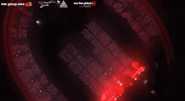 04张韶涵演唱会.gif